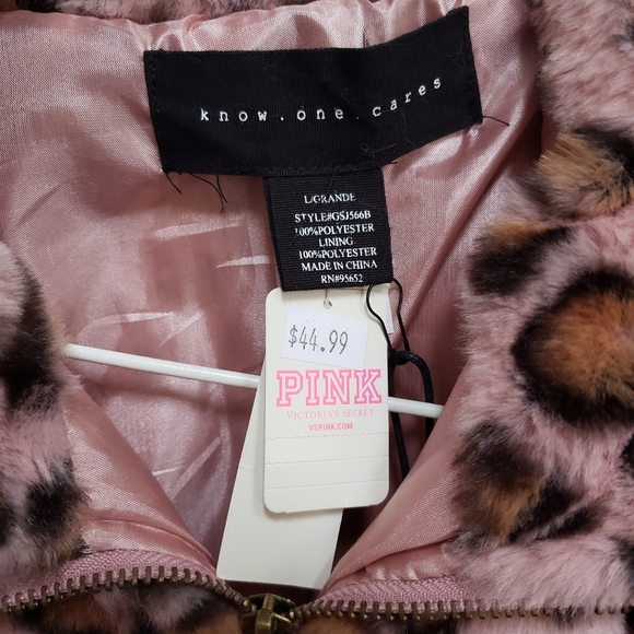 Know. One. Cares. Furry leopard print cropped jacket pink size Large NWT - Picture 4 of 4